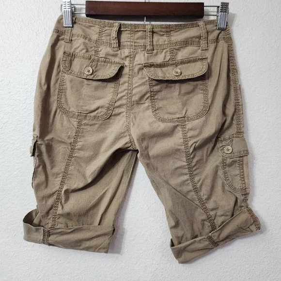 Y2k Mudd‎ Khaki Cotton Bermuda Shorts size 0 low rise - Picture 2 of 6